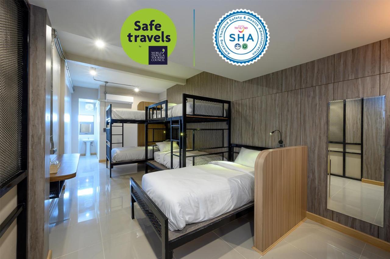 Grand Hotel Buri Ram Værelse billede